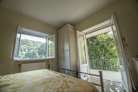 Double Room | Premium bedding, desk, rollaway beds, free WiFi