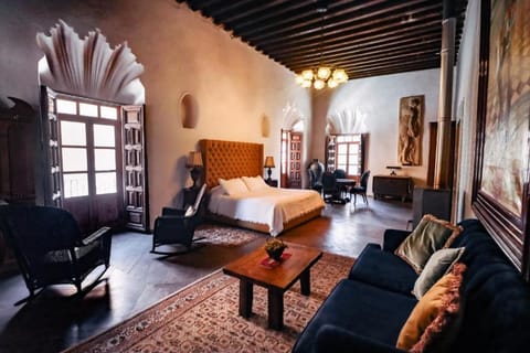 Superior Room, Fireplace | Individually decorated, individually furnished, bed sheets
