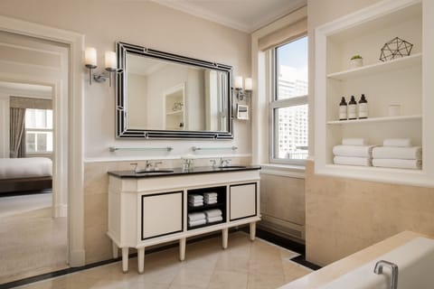 Presidential Suite, 1 King Bed | Bathroom | Combined shower/tub, designer toiletries, hair dryer, bathrobes