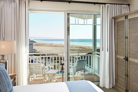 Suite, 1 Bedroom, Ocean View | Premium bedding, down comforters, pillowtop beds, in-room safe