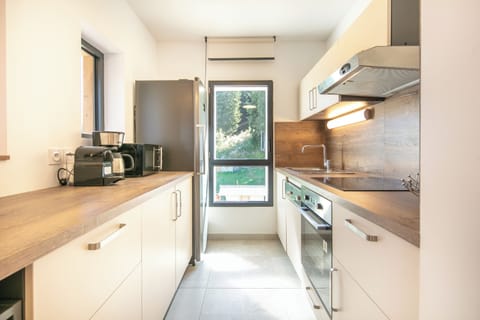 Apartment 4 Rooms 8 People 1 baby | Private kitchen | Fridge, microwave, stovetop, coffee/tea maker