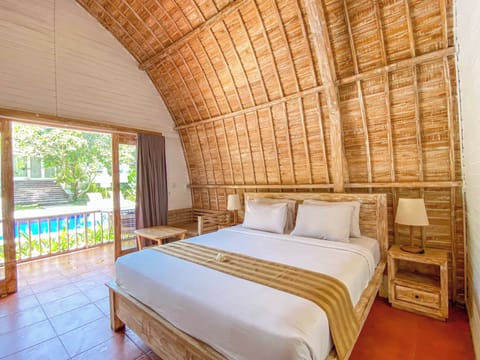 One Bedroom Bungalow with Pool View | In-room safe, desk, blackout drapes, iron/ironing board