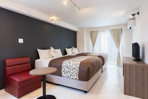 Twin Room | WiFi (free), bed sheets