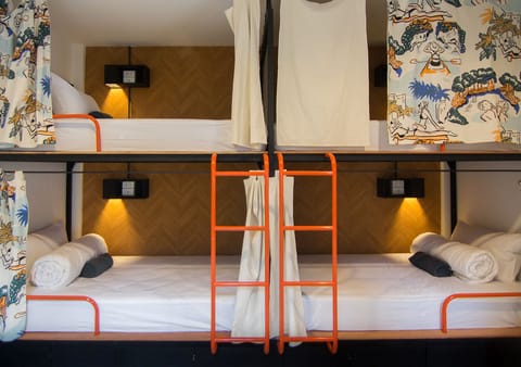 4-Bed Mixed Dormitory | Free WiFi, bed sheets