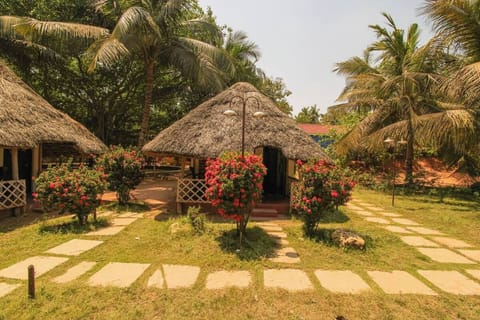 Cottage Non A/C | Desk, soundproofing, wheelchair access