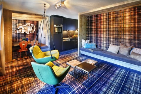 Gallery Apartment, Multiple Beds, Non Smoking | Living room | Flat-screen TV