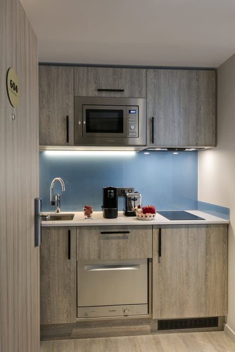 Private kitchenette