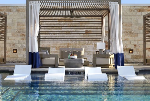 Seasonal outdoor pool, sun loungers