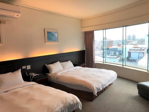 Basic Quadruple Room, 2 Double Beds | Desk, blackout drapes, free WiFi, bed sheets