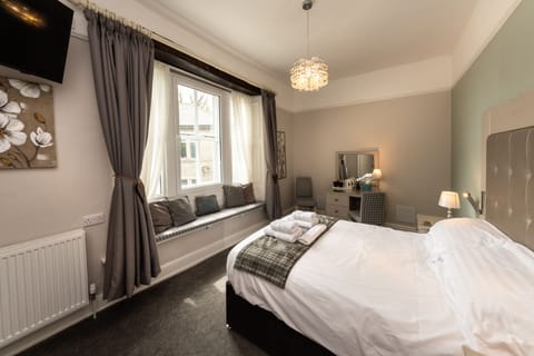 Deluxe Suite, Ensuite (Room 3)