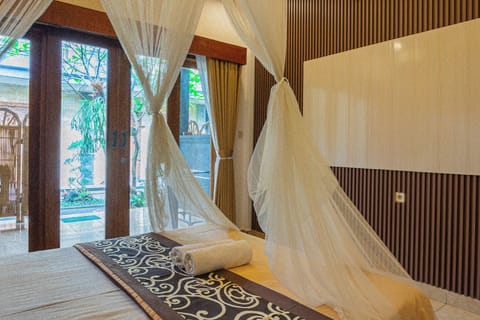 Standard Double Room | Free WiFi, bed sheets