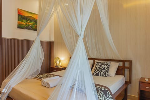 Standard Double Room | Free WiFi, bed sheets