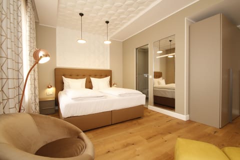 Superior Double Room, 1 King Bed, Non Smoking | Premium bedding, down comforters, minibar, in-room safe