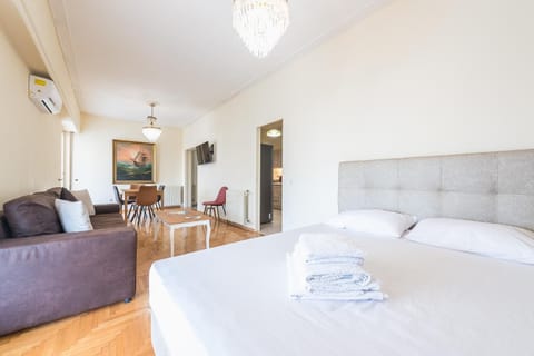 Apartment | Free WiFi, bed sheets