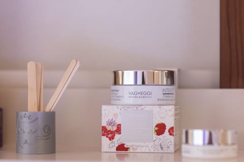 Sauna, steam room, body treatments, facials, massages