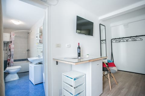 Double Room, Terrace (A1) | Blackout drapes, free WiFi, bed sheets