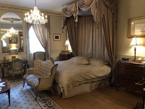  Chambre des maitres, 1 très grand lit, non-fumeurs) | Premium bedding, down comforters, individually decorated