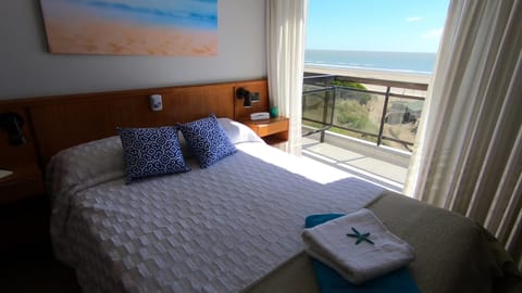 Standard Room, 1 Double Bed, Non Smoking (215131557) | In-room safe, free WiFi