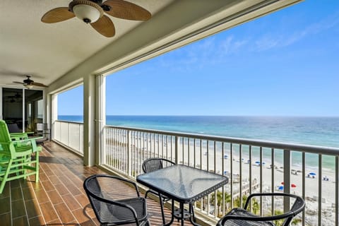 Condo, 3 Bedrooms | Property grounds