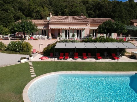 Seasonal outdoor pool, pool umbrellas, sun loungers