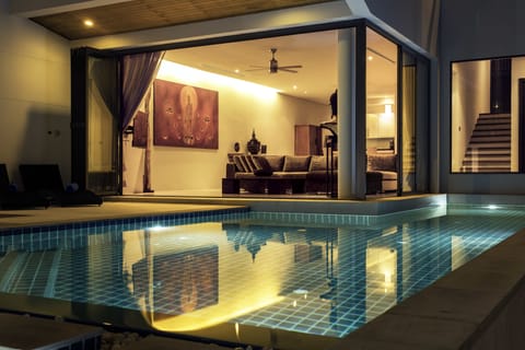 Panoramic Quadruple Room, Ocean View, Poolside | Private pool