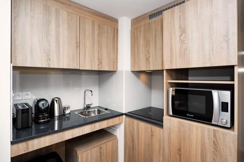 Espresso maker, coffee/tea maker, electric kettle, highchair