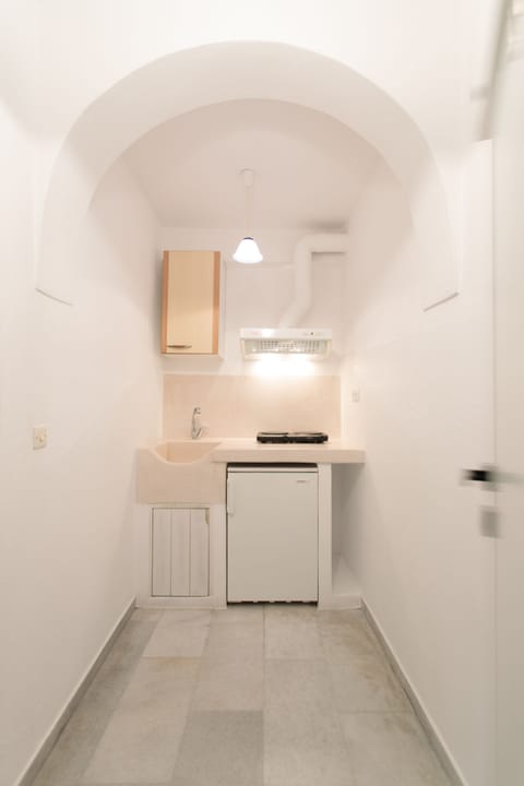 Apartment, 2 Bedrooms ( Semi-basement ) | Private kitchen | Fridge