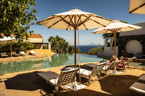 Outdoor pool, sun loungers