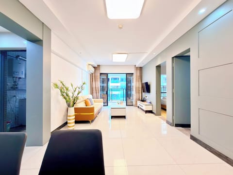 Boutique Apartment, 2 Bedrooms | Premium bedding, blackout drapes, soundproofing, iron/ironing board