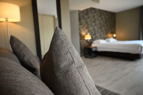 Superior Room (Bâtiment annexe ) | Living area | Flat-screen TV