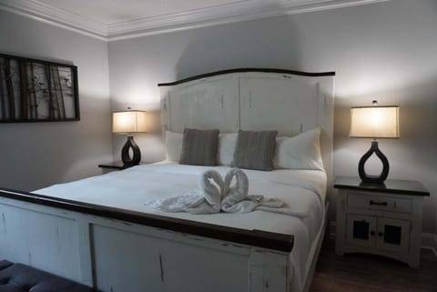 Condo, 2 Bedrooms | 2 bedrooms, WiFi (free)
