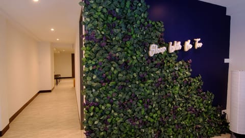 Deluxe Quadruple Room | In-room safe, free WiFi, bed sheets