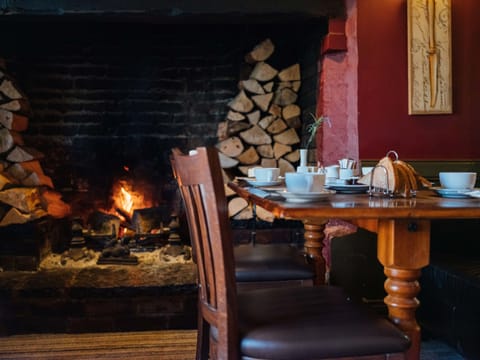 Free daily full breakfast