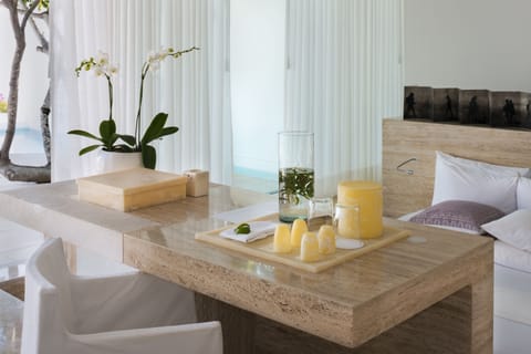 Ocean Pool Villa - King | Premium bedding, minibar, in-room safe, individually decorated