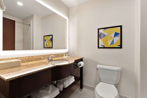 Suite, Non Smoking | Desk, iron/ironing board, free cribs/infant beds, free WiFi