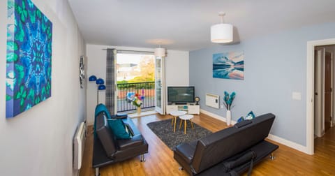 Exclusive Apartment, Ensuite (Spacious) | Lounge