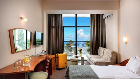 Minibar, iron/ironing board, rollaway beds, WiFi