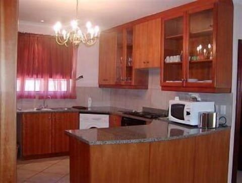 Fridge, stovetop, coffee/tea maker, cookware/dishes/utensils