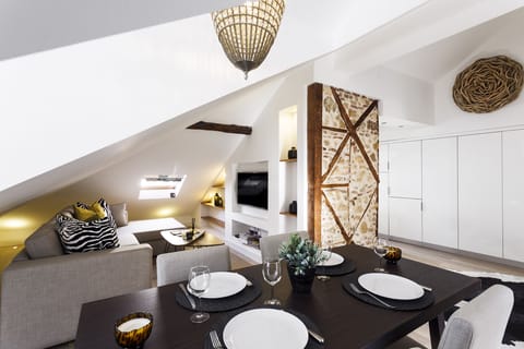 Apartment, 2 Bedrooms, 2 Bathrooms (Duplex) | Living area | Flat-screen TV