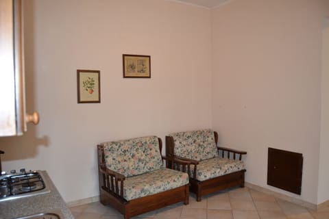 Family Apartment | Living area | Flat-screen TV