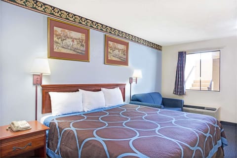 Desk, blackout drapes, iron/ironing board, free cribs/infant beds