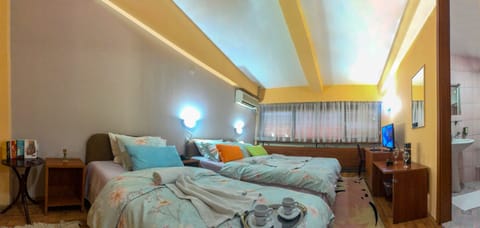 Soundproofing, free WiFi