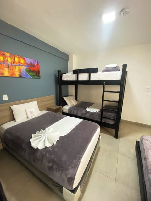 Family Room, Non Smoking | Hypo-allergenic bedding, desk, blackout drapes, iron/ironing board