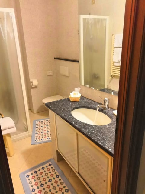 Free toiletries, hair dryer, bidet