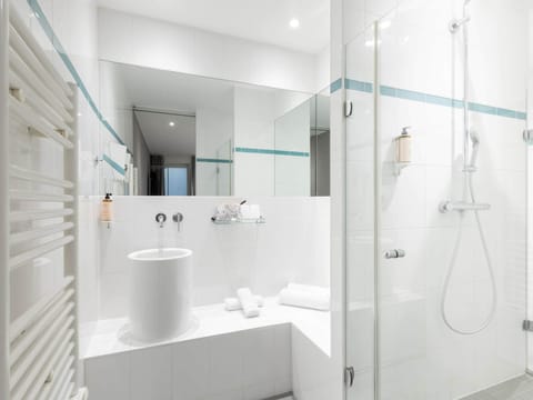 Classic Double Room, 1 Double Bed | Premium bedding, Select Comfort beds, in-room safe