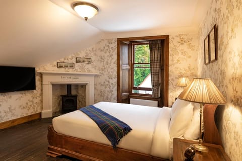 Premium bedding, Select Comfort beds, in-room safe