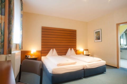 Suite | 1 bedroom, minibar, in-room safe, desk