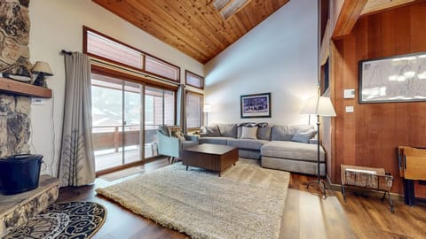 Condo, 2 Bedrooms | Living area | Smart TV