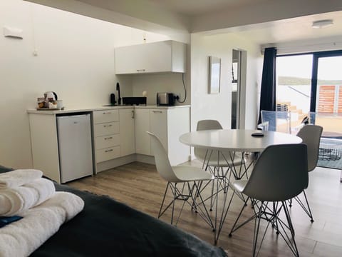 Superior Suite, 1 Bedroom | Private kitchenette | Cookware/dishes/utensils