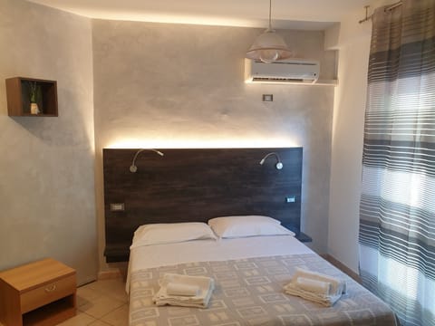 Deluxe Room | Bed sheets